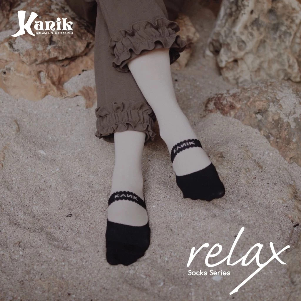 Kaos kaki telapak hitam motif unik - Kanik Infinity Relax - Balet Sandal Flat