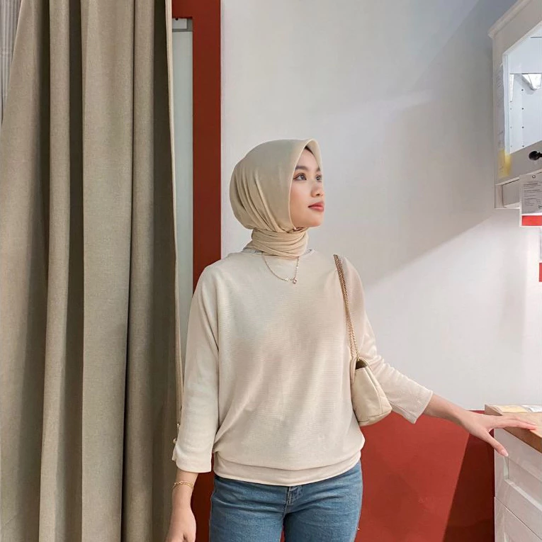LAURA TOP KNITT BATWING - ATASAN WANITA KNITWEAR PREMIUM